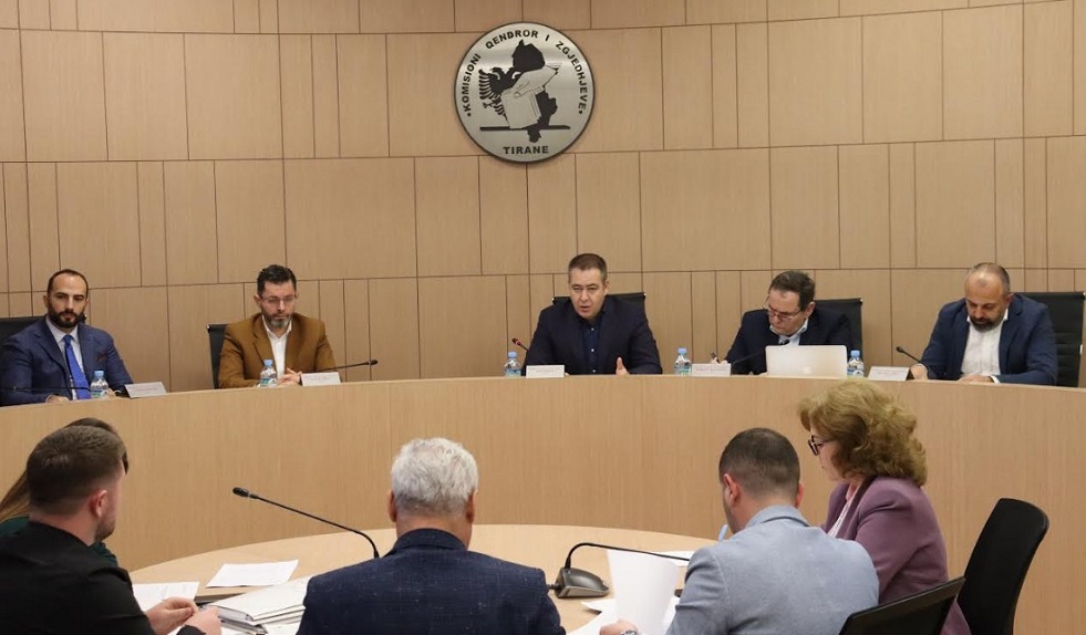 KAS vendos rinumerimin e 5 kutive per keshilltare ne bashkine e Pukes